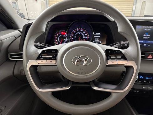 Certified 2023 Hyundai Elantra SEL image 15