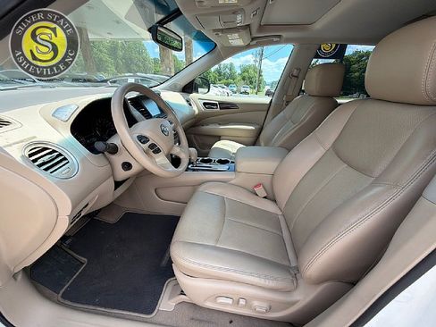 Used 2014 Nissan Pathfinder Platinum w/ Platinum Premium Package FWD image 11