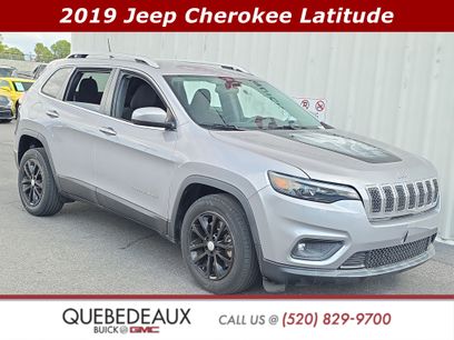 Used 2019 Jeep Cherokee Latitude w/ Popular Appearance Group