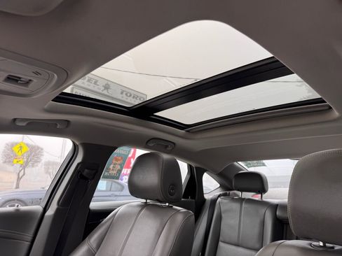 Used 2018 Chevrolet Impala LT image 37