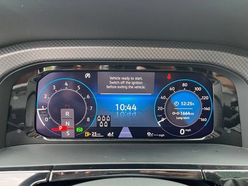 Certified 2024 Volkswagen Atlas Peak Edition SE AWD/4WD image 22