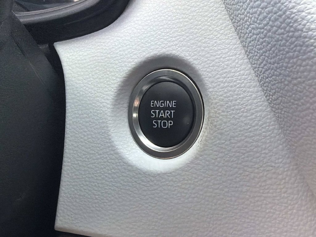 Used 2026 Toyota Corolla SE FWD image 28