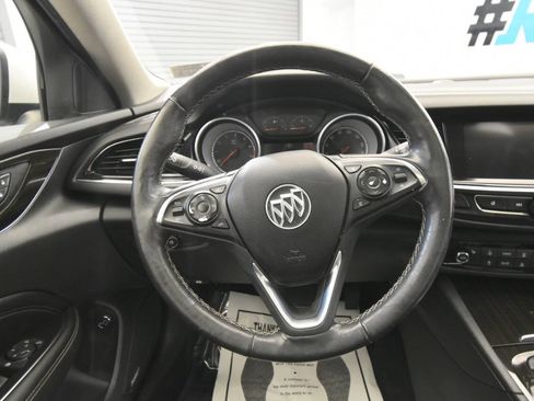 Used 2018 Buick Regal Essence w/ Driver Confidence Package #1 AWD/4WD image 26
