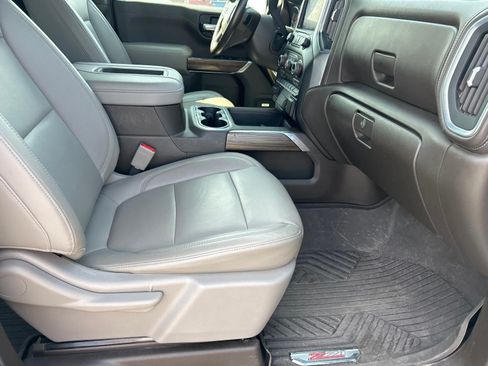 Used 2020 Chevrolet Silverado 1500 RST AWD/4WD image 11