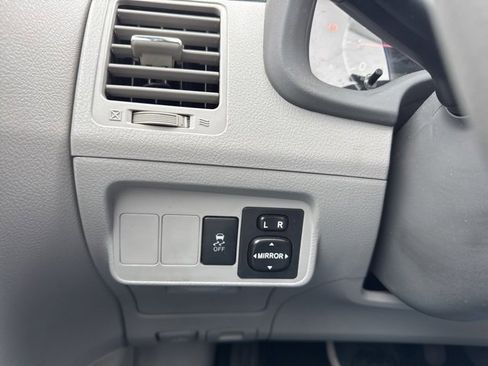 Used 2010 Toyota Corolla LE image 20