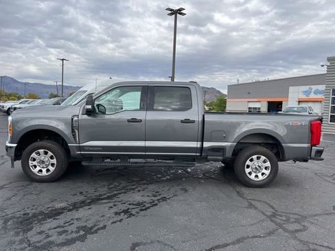 Used 2024 Ford F250 XLT AWD/4WD image 14