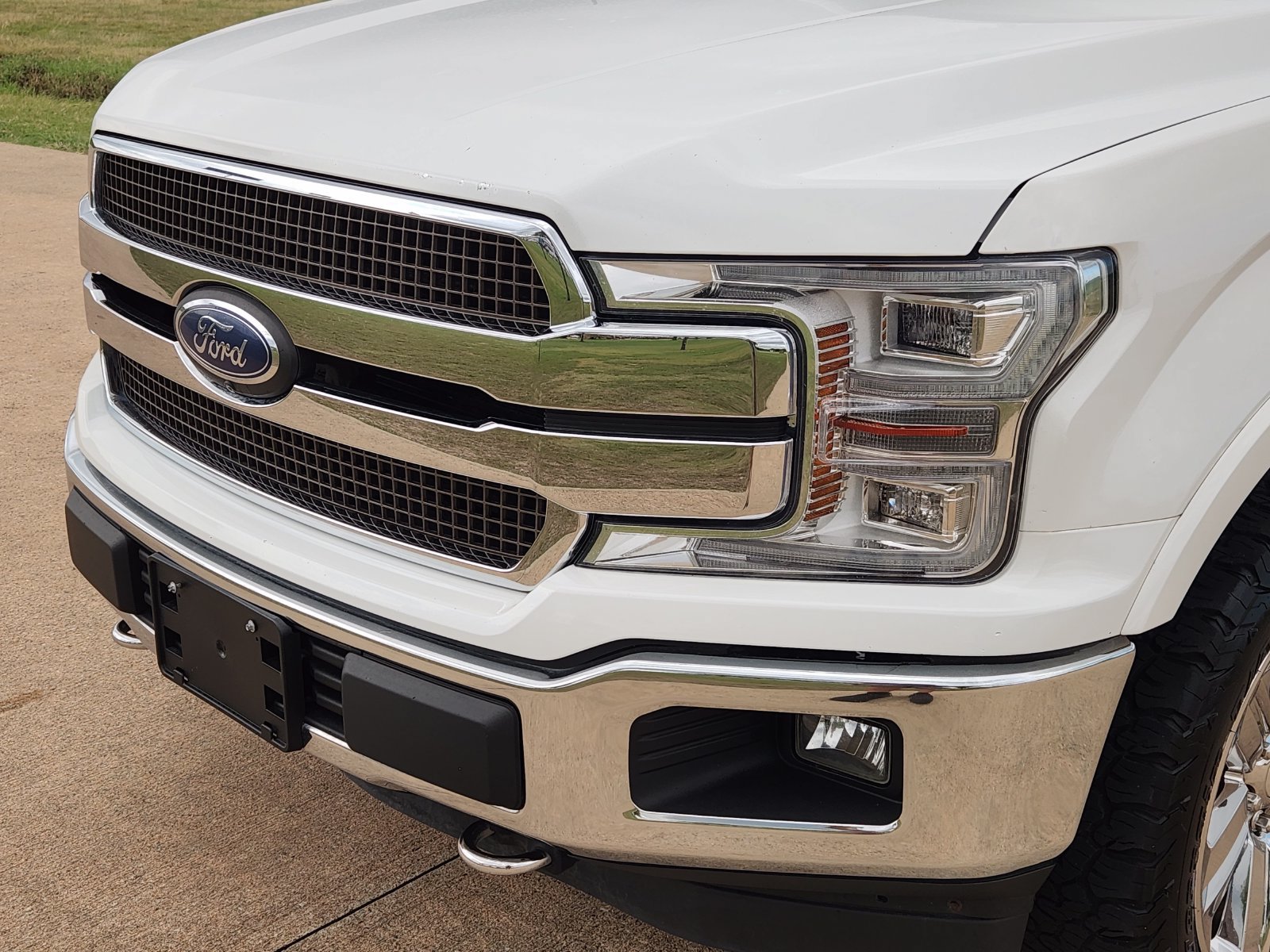 Used 2020 Ford F150 King Ranch w/ Equipment Group 601A Luxury AWD/4WD image 10