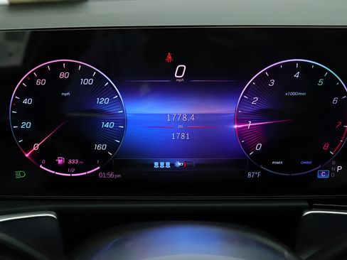 Certified 2026 Mercedes-Benz GLB 250 image 11