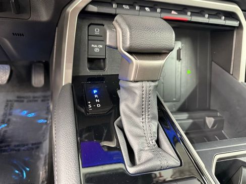 Used 2024 Toyota Tundra Limited image 26