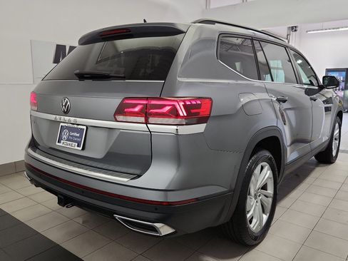 Certified 2023 Volkswagen Atlas SE w/ Panoramic Sunroof Package FWD image 4