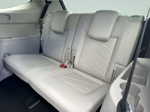 New 2026 Volkswagen Atlas SE FWD image 24