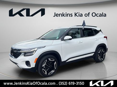 Certified 2024 Kia Seltos SX w/ SX Sunroof Package AWD/4WD image 7