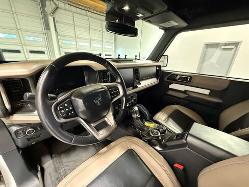 Used 2021 Ford Bronco Wildtrak image 12