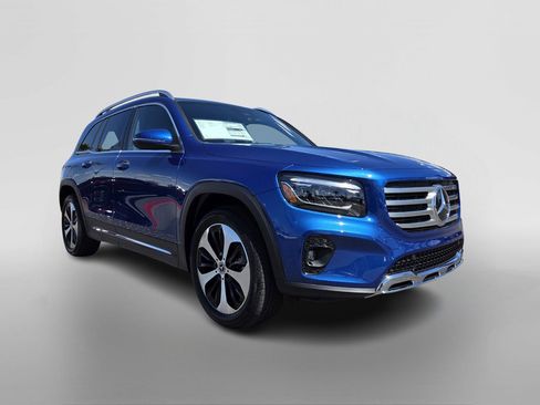 New 2026 Mercedes-Benz GLB 250 image 7