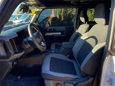 Used 2023 Ford Bronco 2-Door image 10