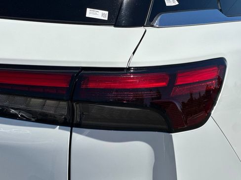 Certified 2025 INFINITI QX60 Pure AWD/4WD image 50