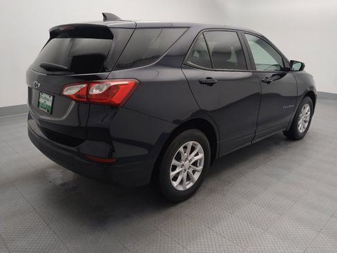 Used 2020 Chevrolet Equinox LS w/ LS Convenience Package FWD image 10