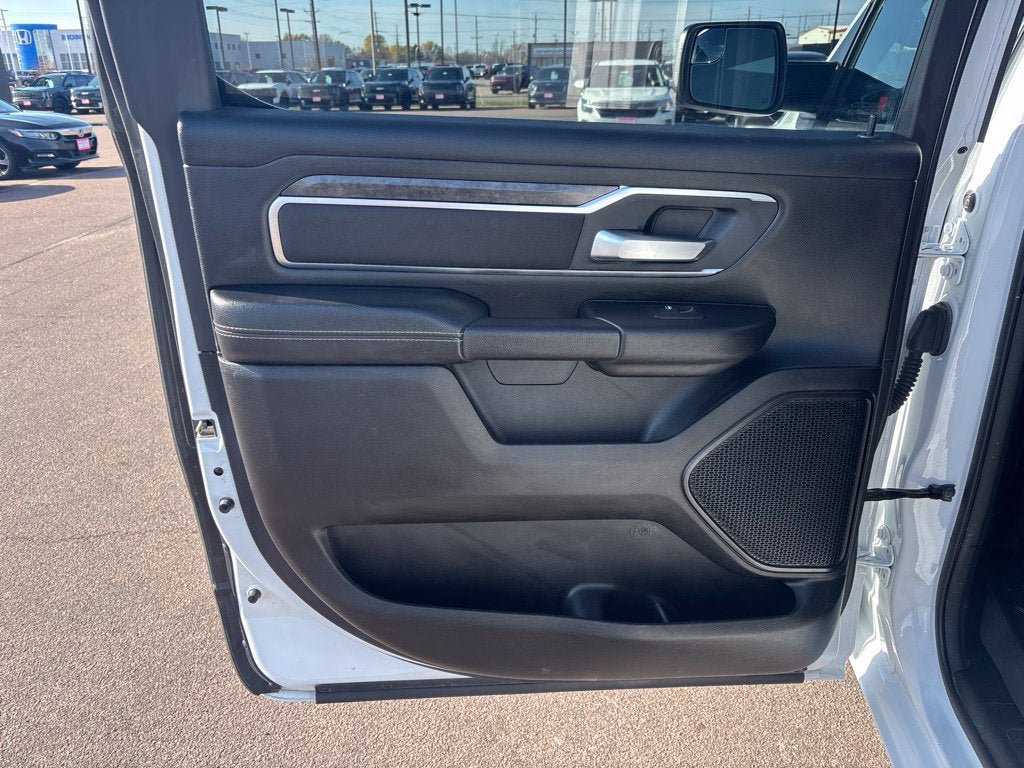 Used 2024 RAM 1500 Big Horn AWD/4WD image 24