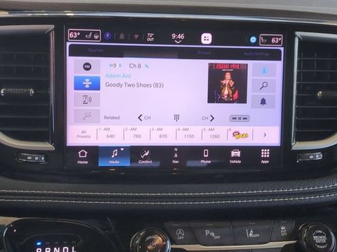 Used 2023 Chrysler Pacifica Limited FWD image 16