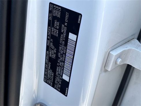 Used 2023 Volvo XC90 T8 Plus image 30