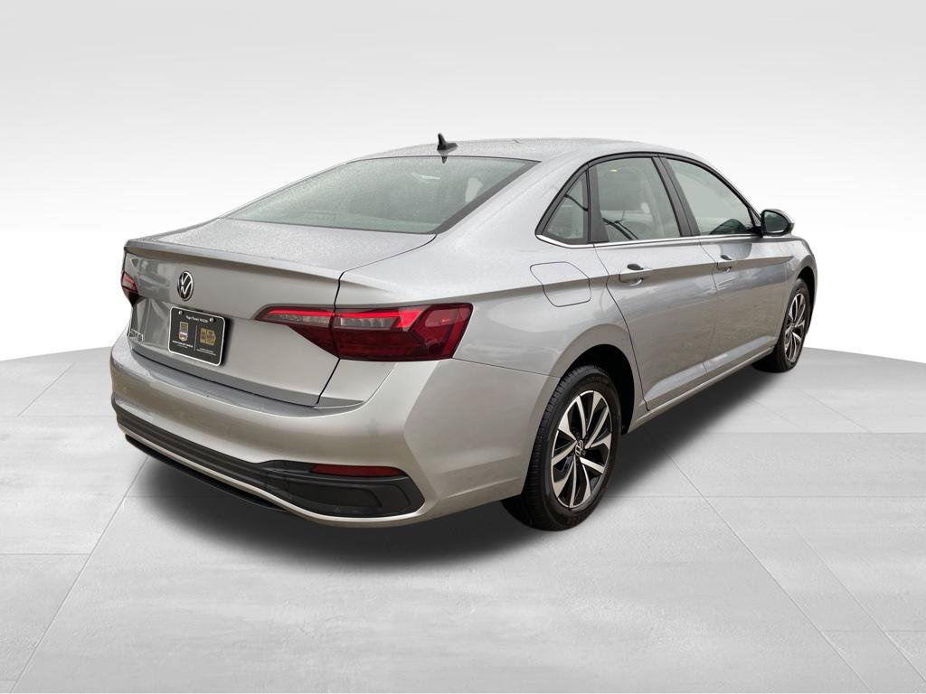 Used 2024 Volkswagen Jetta S FWD image 5