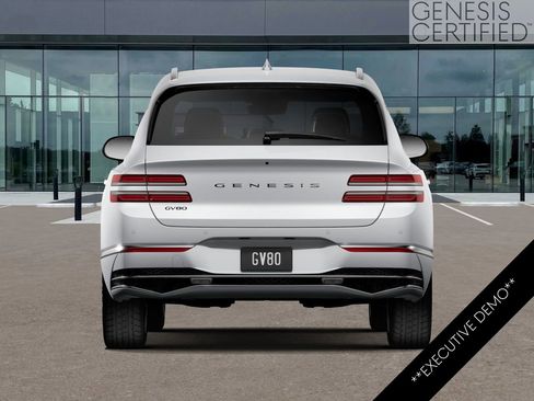 Used 2026 Genesis GV80 2.5T RWD image 9
