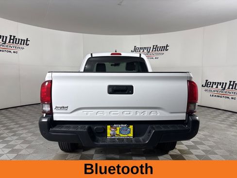 Used 2019 Toyota Tacoma SR image 7