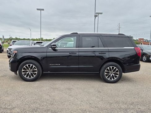Used 2025 Ford Expedition Platinum AWD/4WD image 5