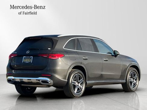 New 2026 Mercedes-Benz GLC 300 image 2