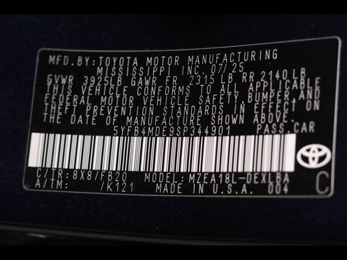Used 2025 Toyota Corolla LE FWD image 28