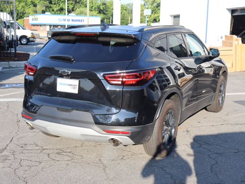 Used 2023 Chevrolet Blazer LT w/ Sound & Technology Package AWD/4WD image 10