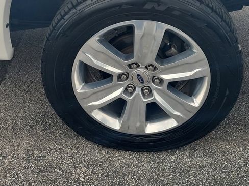 Certified 2019 Ford F150 Platinum w/ Equipment Group 701A Luxury AWD/4WD image 7