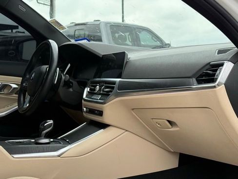 Used 2021 BMW 330i xDrive Sedan image 16