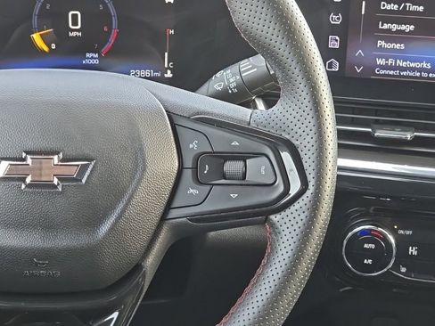 Used 2024 Chevrolet Trax RS w/ Driver Confidence Package image 25