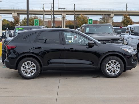 New 2026 Ford Escape Active image 3