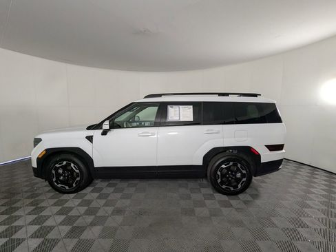 Used 2025 Hyundai Santa Fe SEL image 8