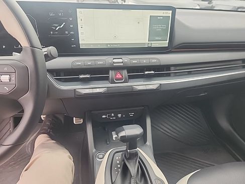 Certified 2025 Kia K4 GT-Line Turbo FWD image 22