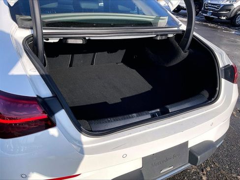 Used 2025 Mercedes-Benz CLA 250 4MATIC image 35