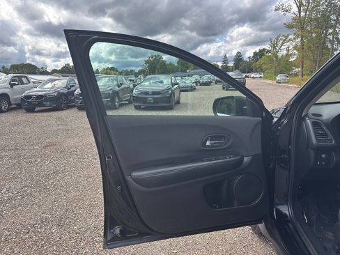 Used 2022 Honda HR-V LX image 20