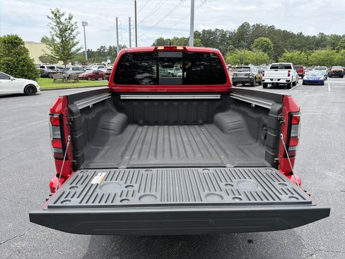 Used 2023 Nissan Frontier PRO-4X w/ Pro-4X Premium Package AWD/4WD image 17
