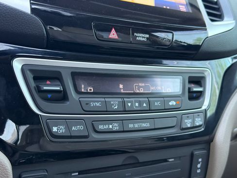 Used 2018 Honda Ridgeline RTL-E image 22