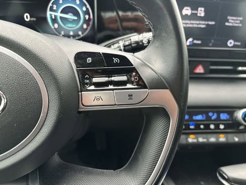 Used 2021 Hyundai Elantra SEL w/ Convenience Package image 8