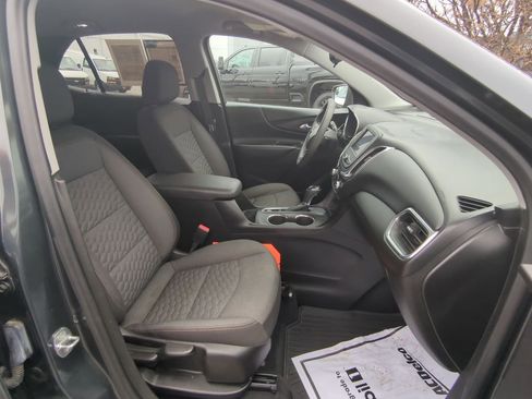 Used 2020 Chevrolet Equinox LT image 29