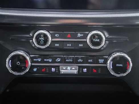 Used 2025 Ford F150 Raptor image 31