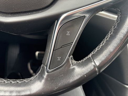 Used 2019 Cadillac XT5 Premium Luxury image 32