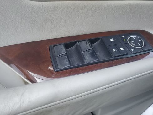 Used 2011 Lexus RX 350 2WD w/ Premium Pkg image 24