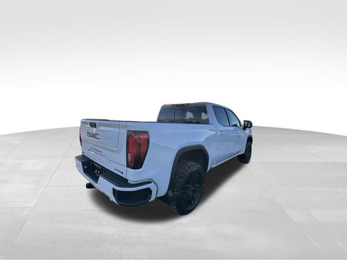 Used 2024 GMC Sierra 1500 AT4 w/ Technology Package image 5