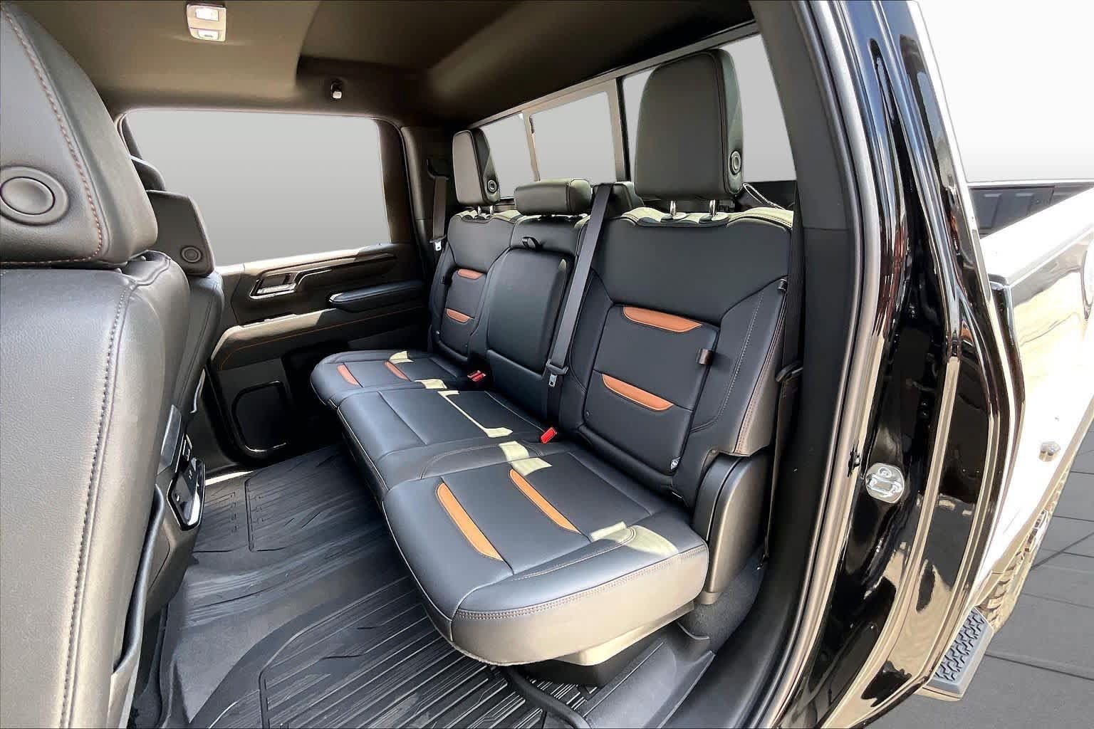 Used 2026 GMC Sierra 2500 AT4 w/ AT4 Premium Plus Package AWD/4WD image 20