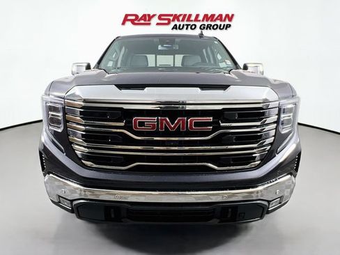 Used 2023 GMC Sierra 1500 SLT w/ SLT Premium Package AWD/4WD image 2