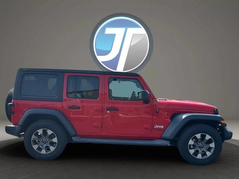 Used 2019 Jeep Wrangler Unlimited Sport S AWD/4WD image 4